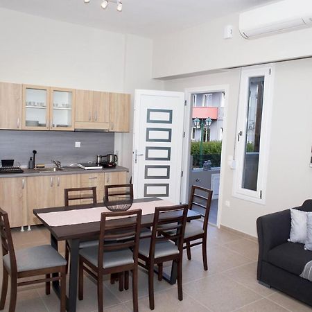 Giotis Apartments Leptokaryá Eksteriør bilde